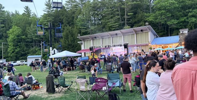 birthdya parties, anniversary parties, bar mitzvah and bat mitvah location, bachelor party venue in auburn maine