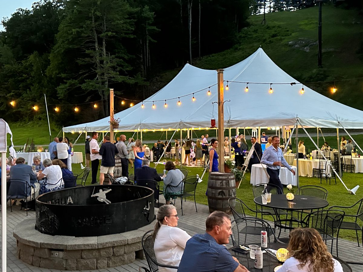 Outside class reunion event venue auburn maine lost valley